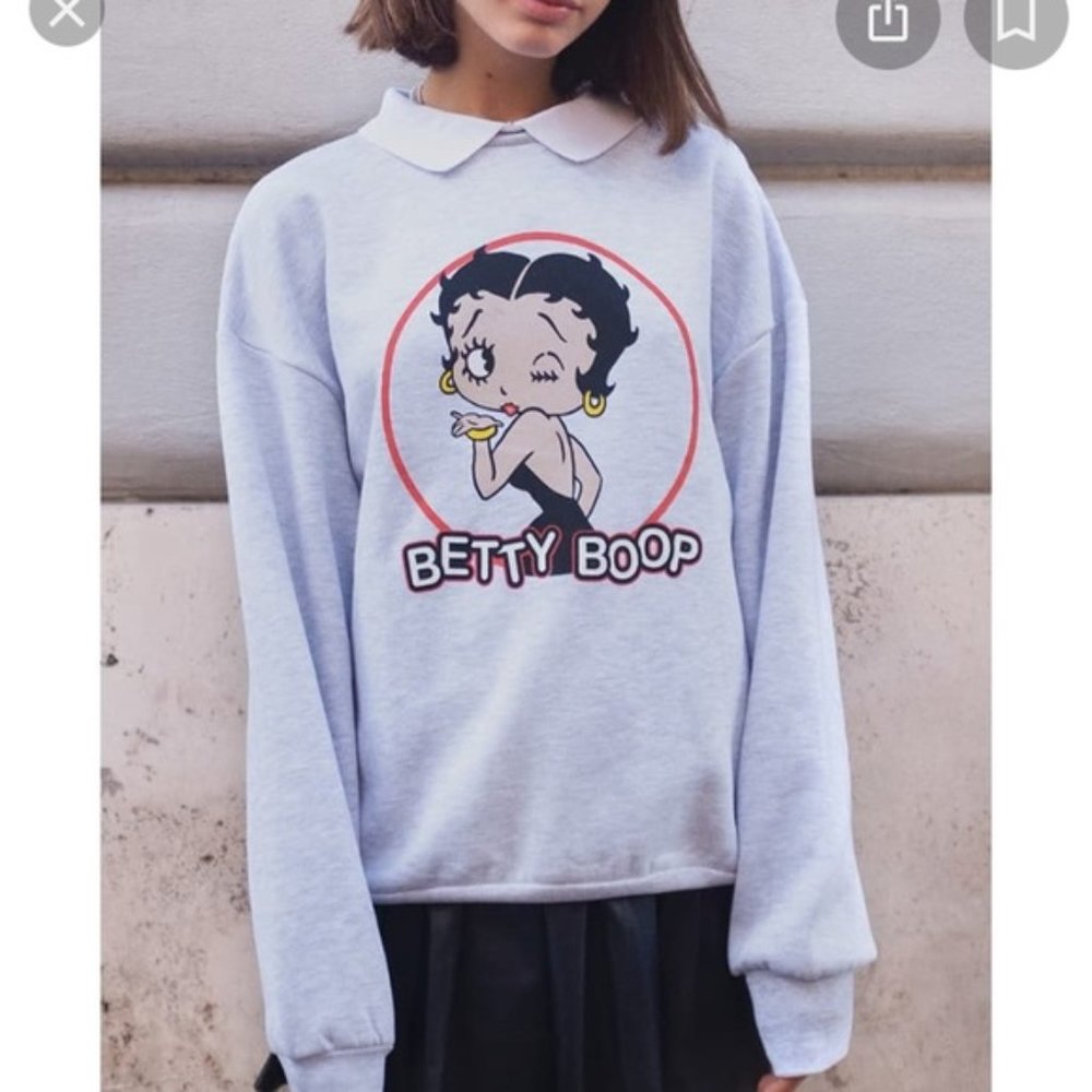 Betty Boop Oversized Sweatshirt w/ Collar